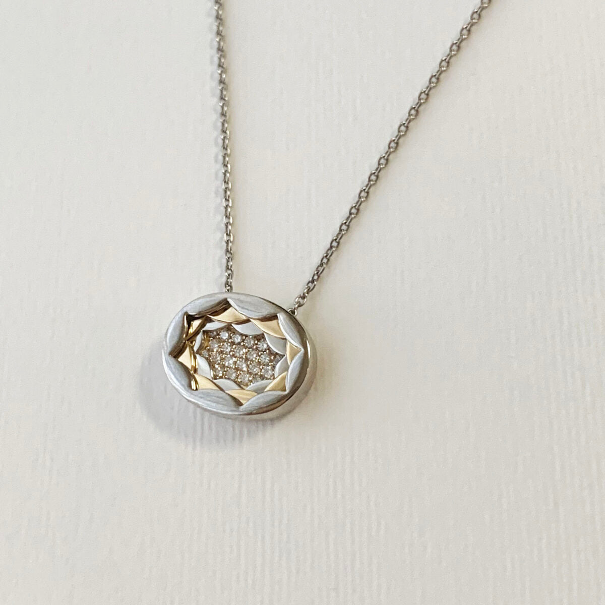 Secret Garden: Platinum & Gold