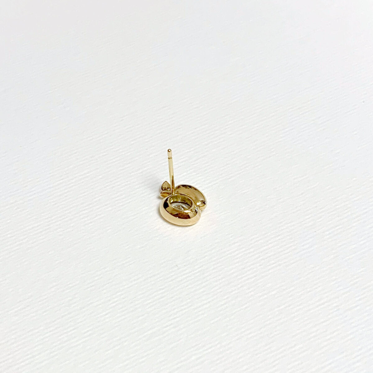 Dear Little Creatures: りんご ピアス ダイヤモンド0.507ct(片耳用)