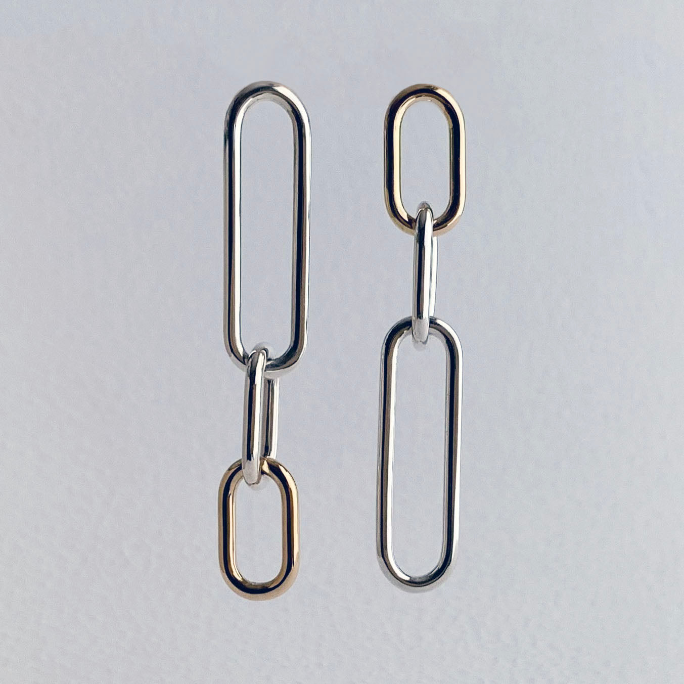 Chain : Earrings Metal