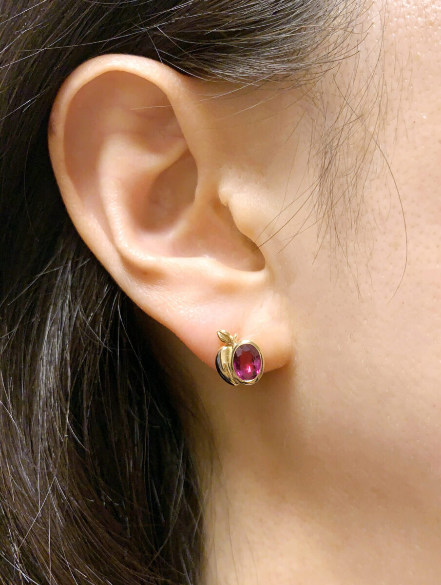 Dear Little Creatures: りんごピアス ルビー 0.692ct(片耳用)