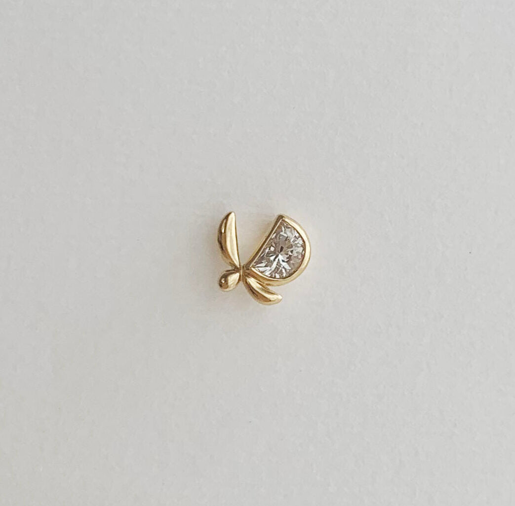 Dear little creatures : halfmoon butterfly earring(片耳用)