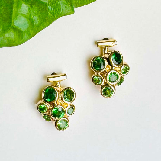 Dear little creatures : Greengarnet  Grapes earrings