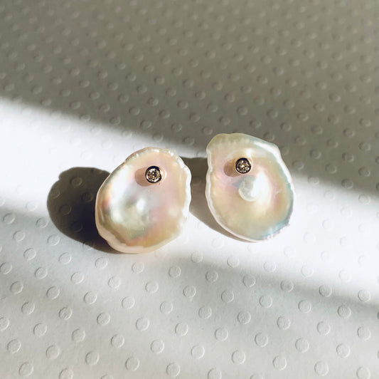 Petal pearl earrings　花びらパールピアス  ダイヤモンド