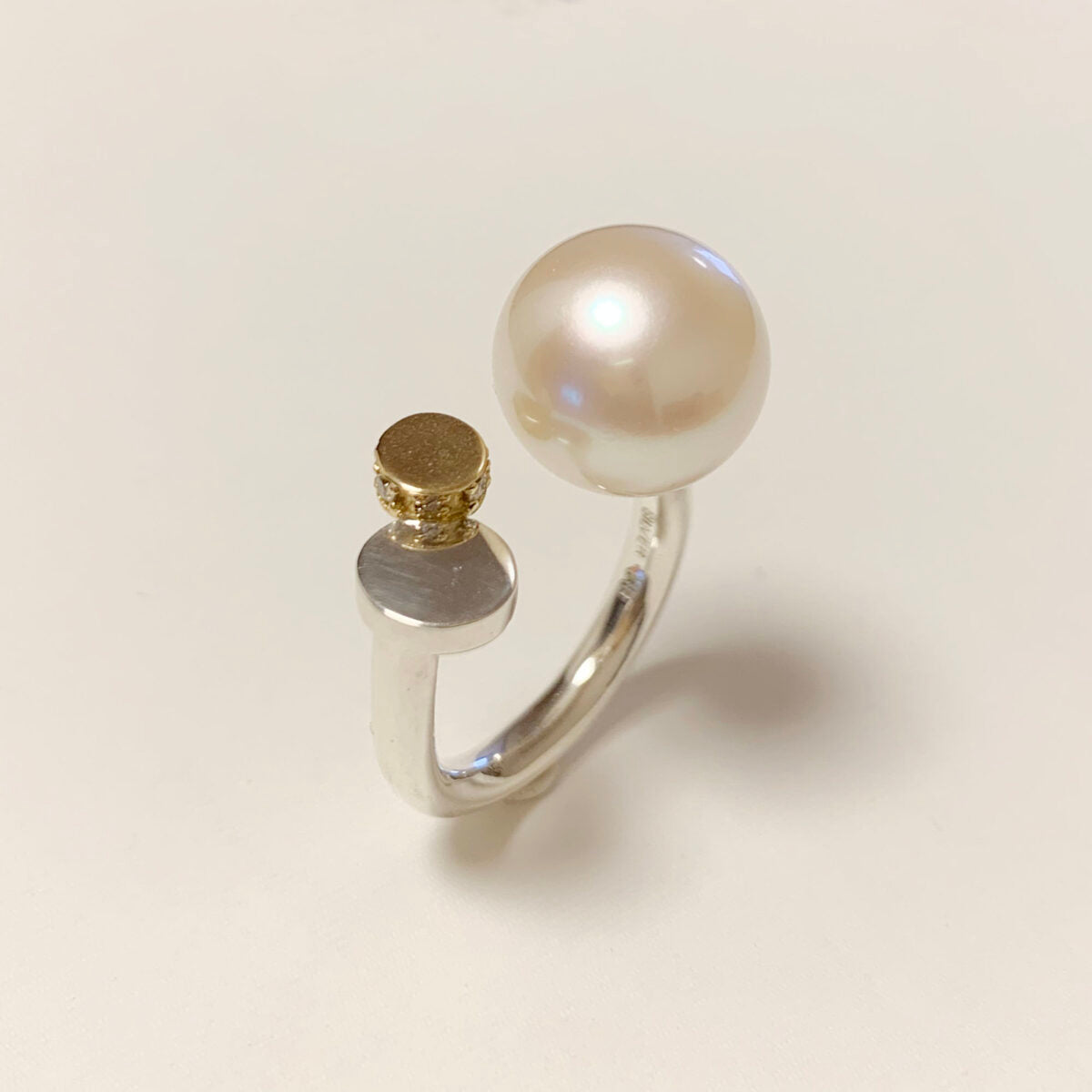 AMENBO RING : MOchi pearl combi