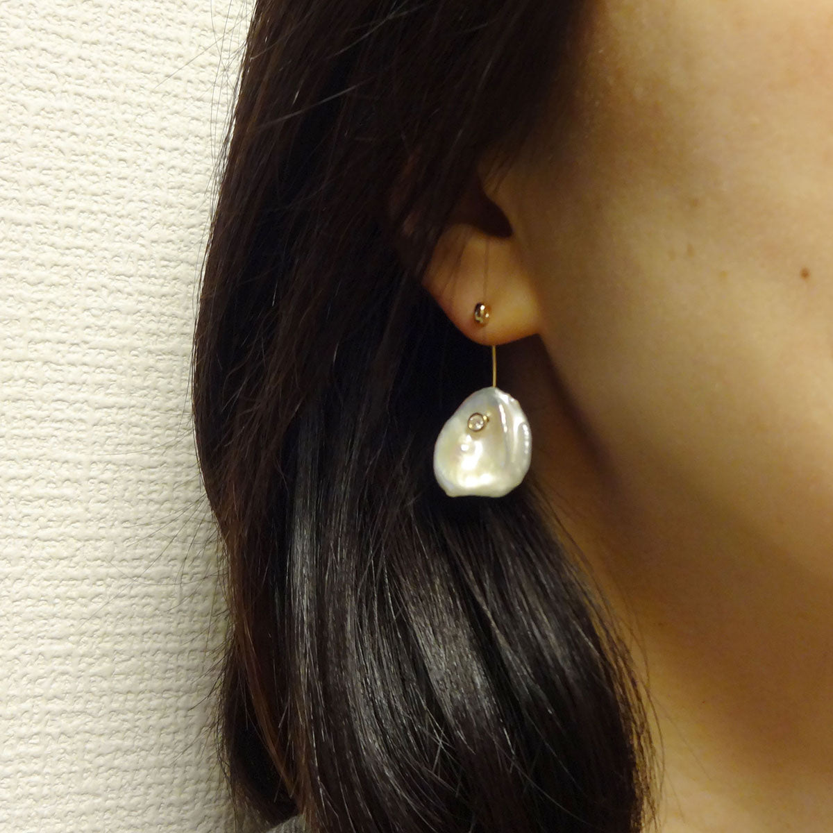 Petal Pearl: Earrings Charm Type